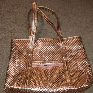 Vera bradley travel tote